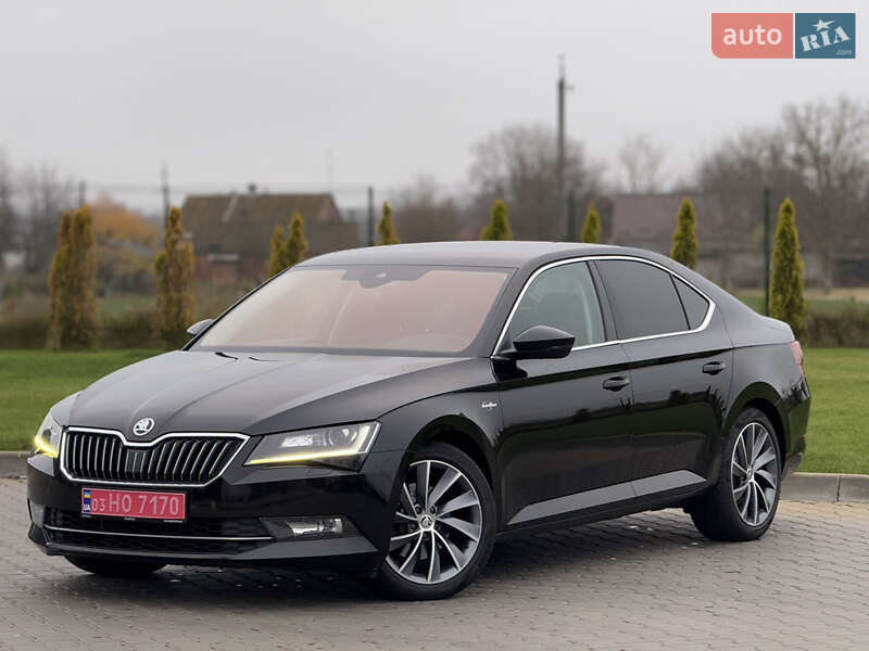 Лифтбек Skoda Superb 2017 в Луцке