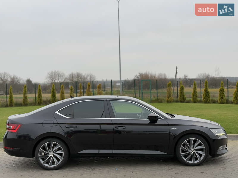 Лифтбек Skoda Superb 2017 в Луцке