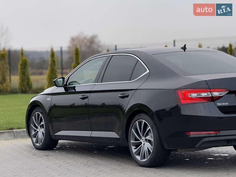 Лифтбек Skoda Superb 2017 в Луцке