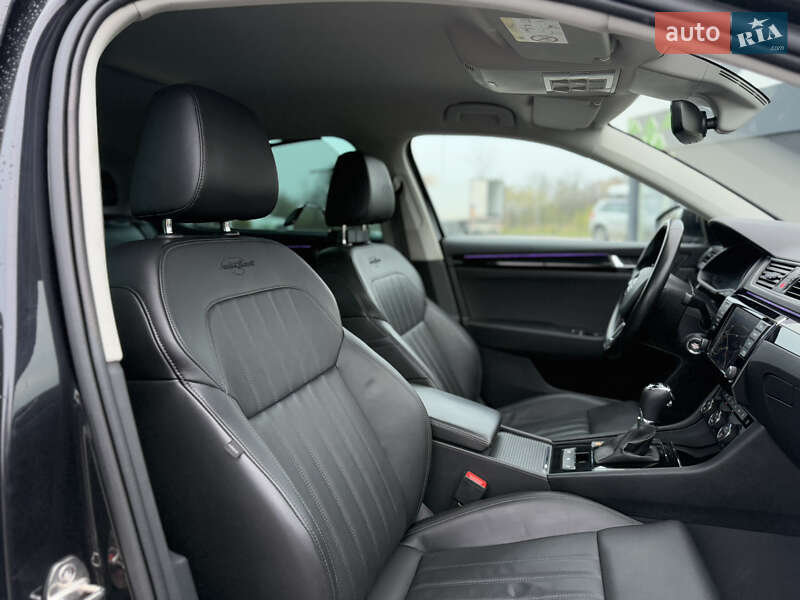 Лифтбек Skoda Superb 2017 в Луцке