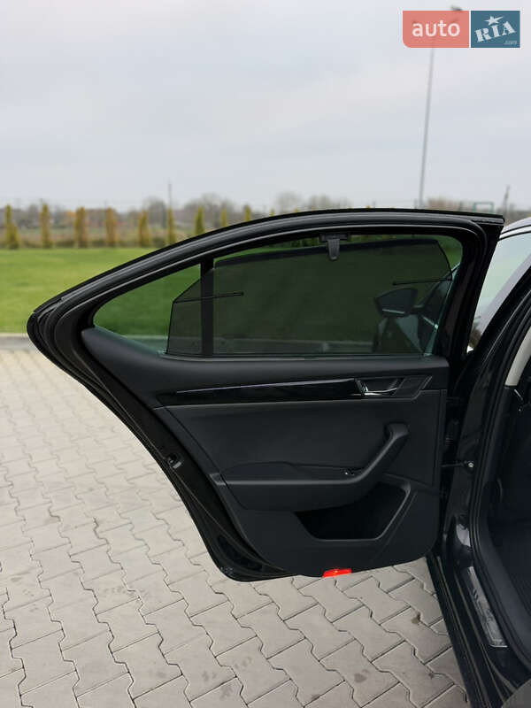 Лифтбек Skoda Superb 2017 в Луцке