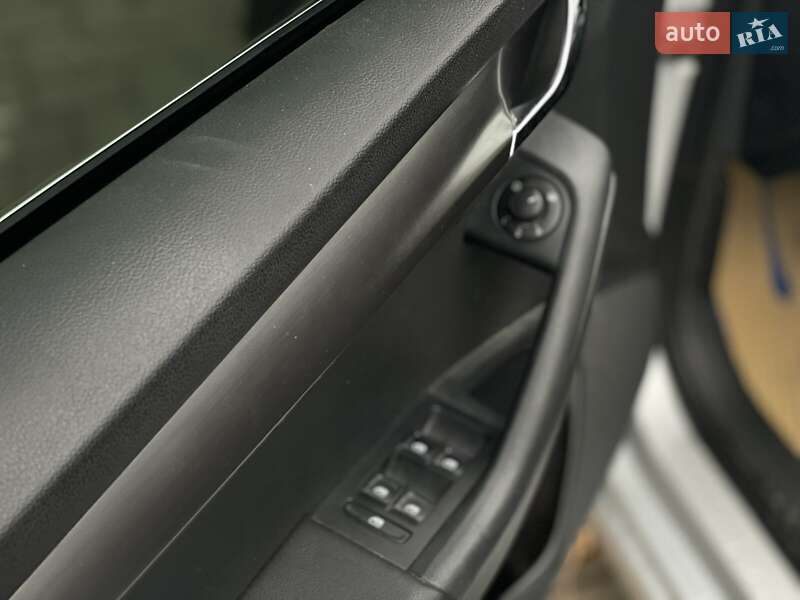 Универсал Skoda Superb 2016 в Днепре фото 12 Универсал Skoda Superb 2016 в Днепре