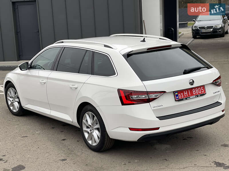Универсал Skoda Superb 2016 в Радивилове