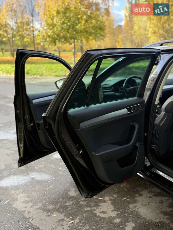 Універсал Skoda Superb 2020 в Рівному фото 19 Універсал Skoda Superb 2020 в Рівному