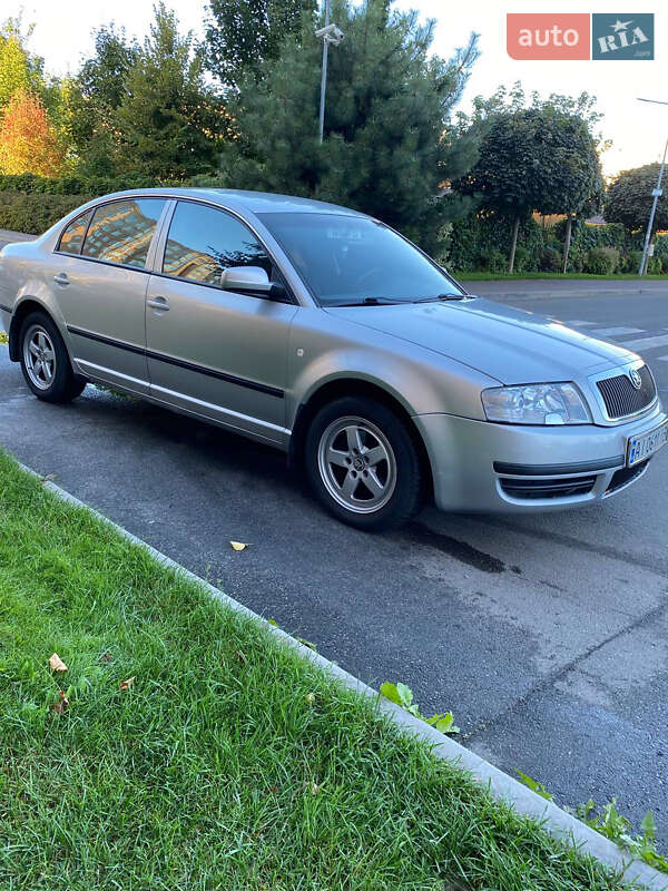 Ліфтбек Skoda Superb 2005 в Києві фото 4 Ліфтбек Skoda Superb 2005 в Києві
