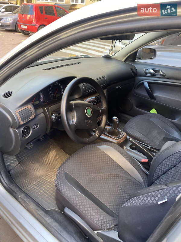 Ліфтбек Skoda Superb 2005 в Києві фото 8 Ліфтбек Skoda Superb 2005 в Києві