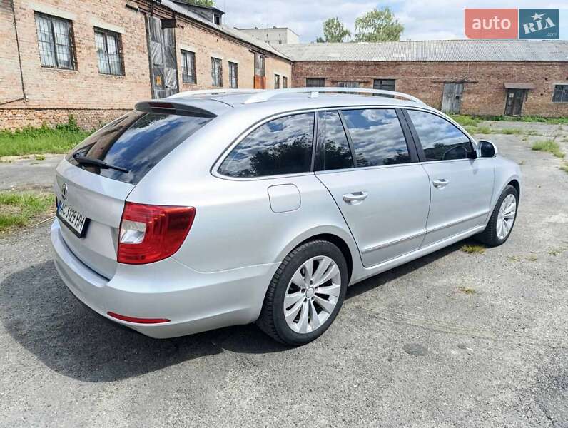 Універсал Skoda Superb 2013 в Ковелі