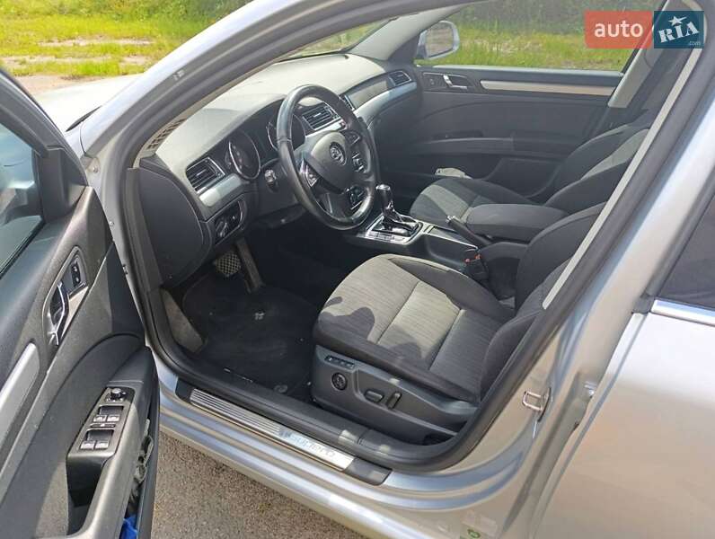 Універсал Skoda Superb 2013 в Ковелі