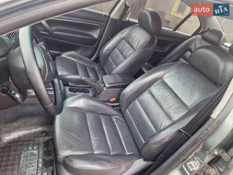 Ліфтбек Skoda Superb 2007 в Сновську