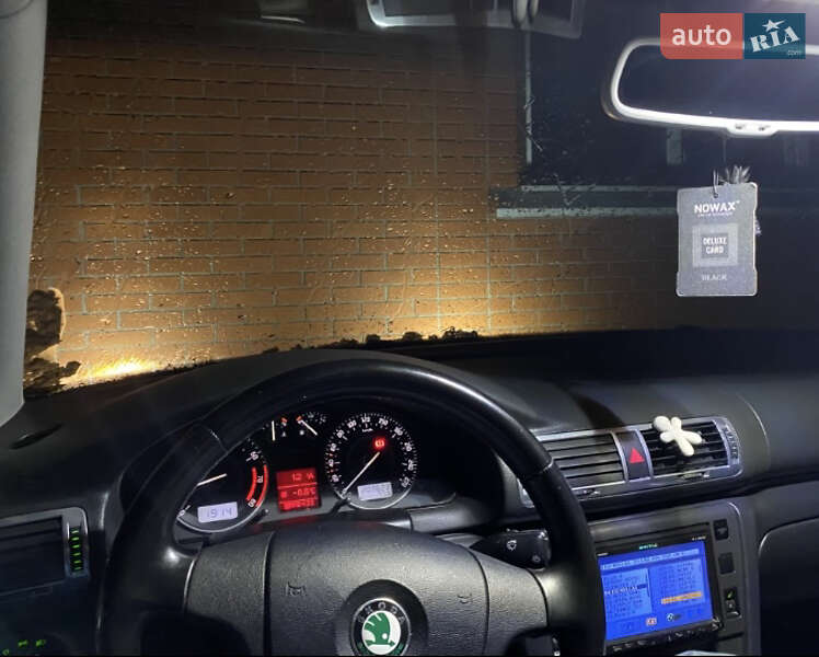 Лифтбек Skoda Superb 2006 в Кривом Роге