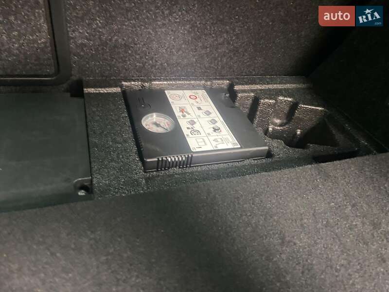 Универсал Skoda Superb 2020 в Кропивницком фото 34 Универсал Skoda Superb 2020 в Кропивницком