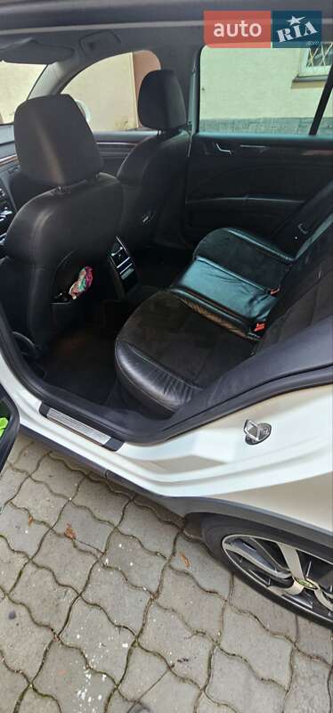 Універсал Skoda Superb 2012 в Тернополі