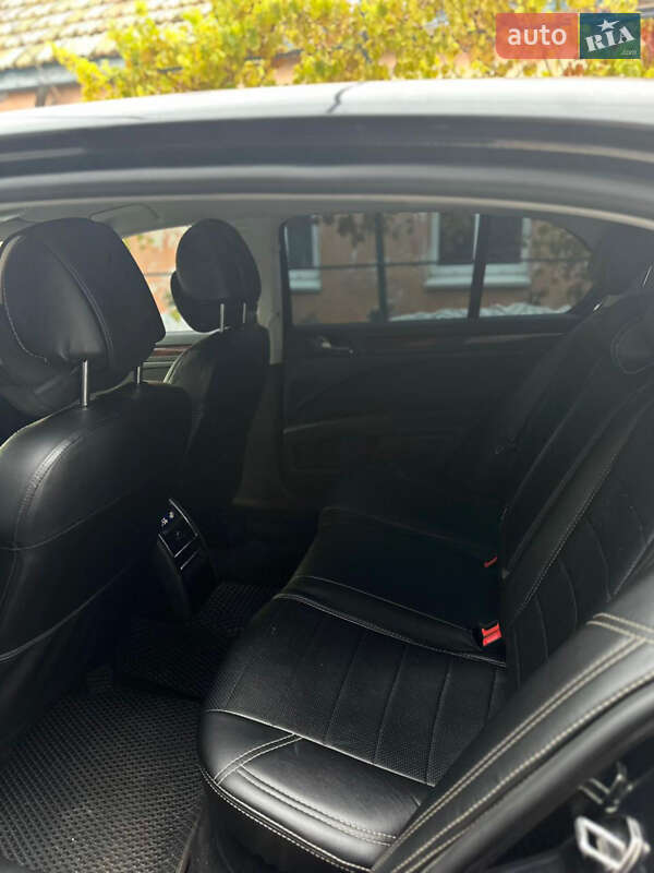 Лифтбек Skoda Superb 2012 в Кривом Роге