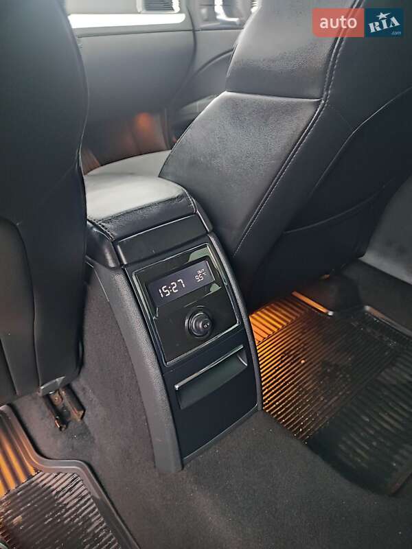 Універсал Skoda Superb 2012 в Самборі