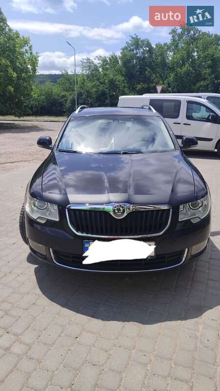 2011 Skoda Superb, VIN TMBJE73T4C9030462:plate — фото 1 (autoria)
