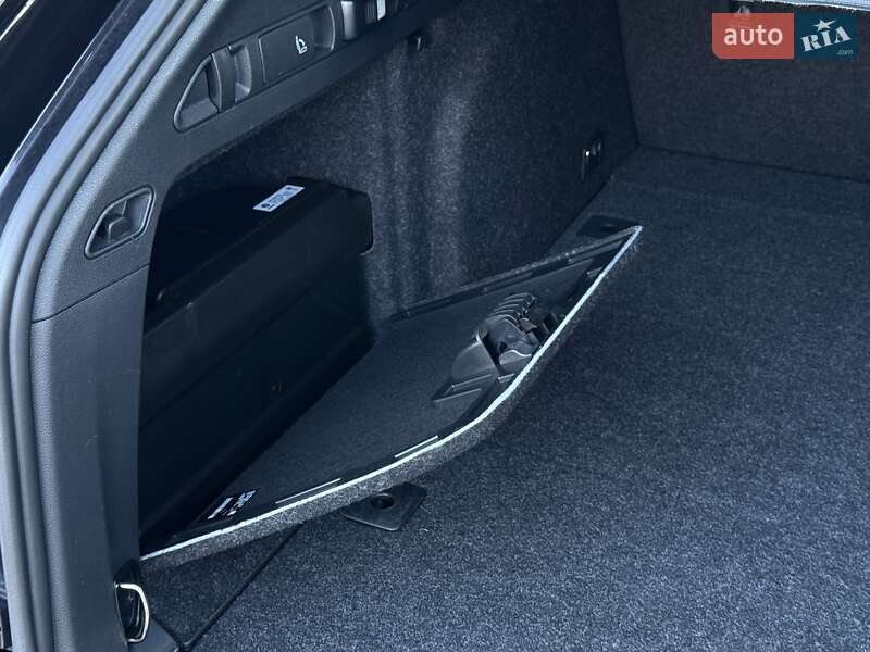 Універсал Skoda Superb 2020 в Мукачевому