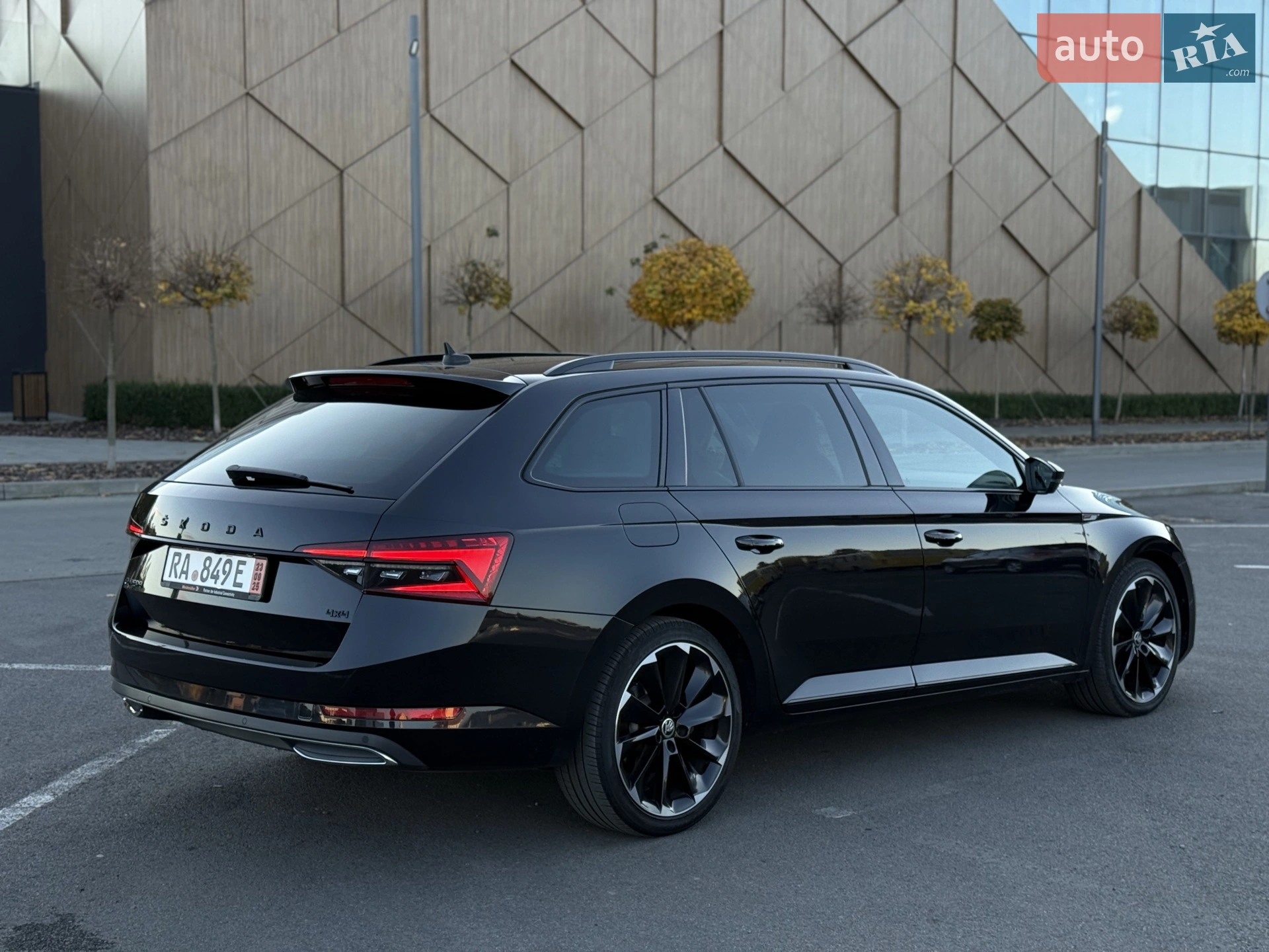 2020 Skoda Superb - мініатюра 6