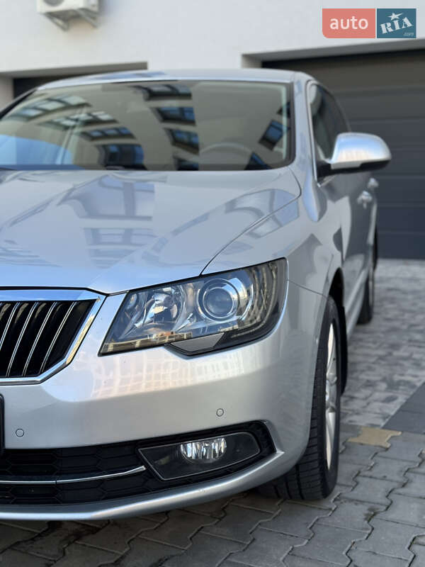 Ліфтбек Skoda Superb 2014 в Ужгороді фото 14 Ліфтбек Skoda Superb 2014 в Ужгороді