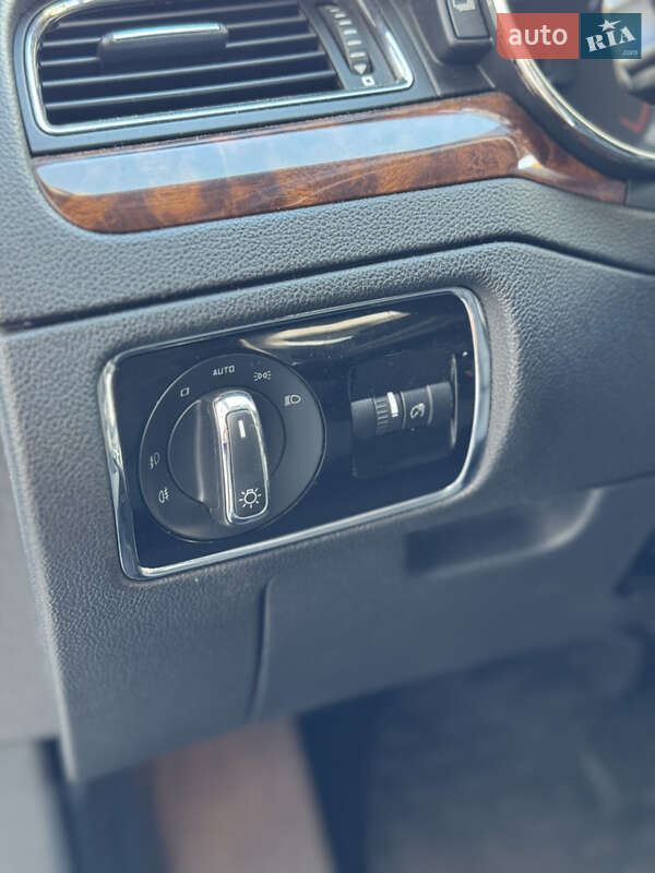 Ліфтбек Skoda Superb 2014 в Ужгороді фото 38 Ліфтбек Skoda Superb 2014 в Ужгороді