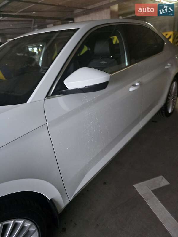 Ліфтбек Skoda Superb 2022 в Києві фото 3 Ліфтбек Skoda Superb 2022 в Києві