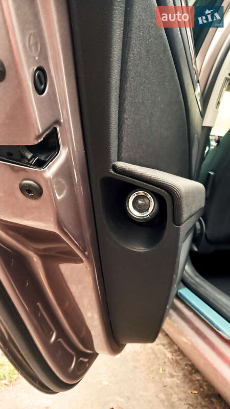 Універсал Skoda Superb 2014 в Києві