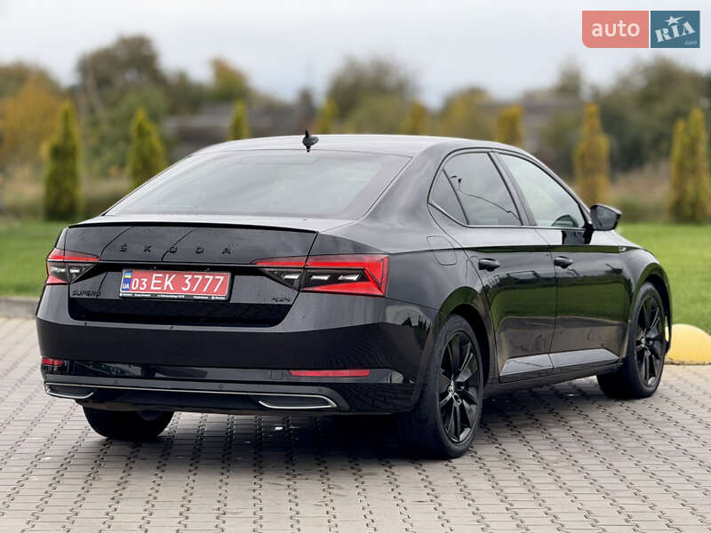 Лифтбек Skoda Superb 2021 в Луцке
