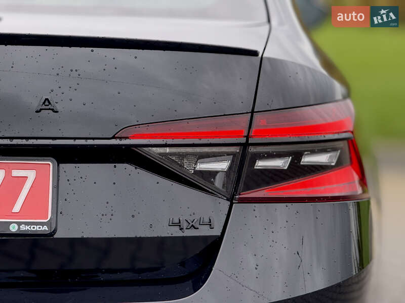 Лифтбек Skoda Superb 2021 в Луцке