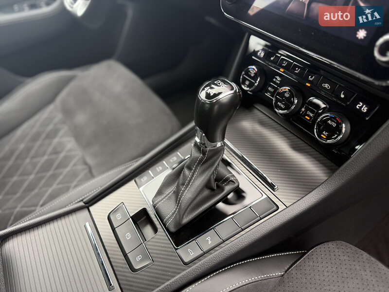 Лифтбек Skoda Superb 2021 в Луцке