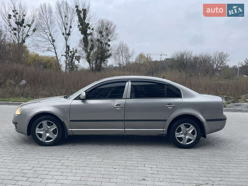 Ліфтбек Skoda Superb 2007 в Рівному