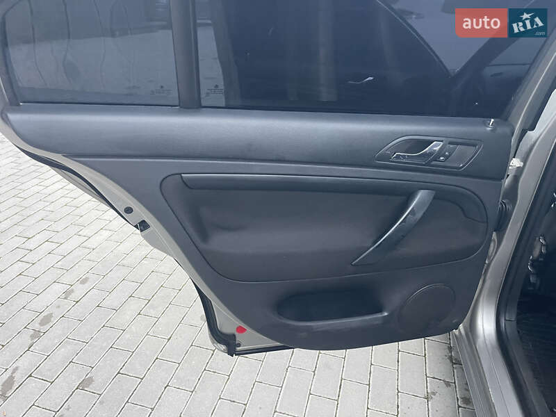 Ліфтбек Skoda Superb 2007 в Рівному