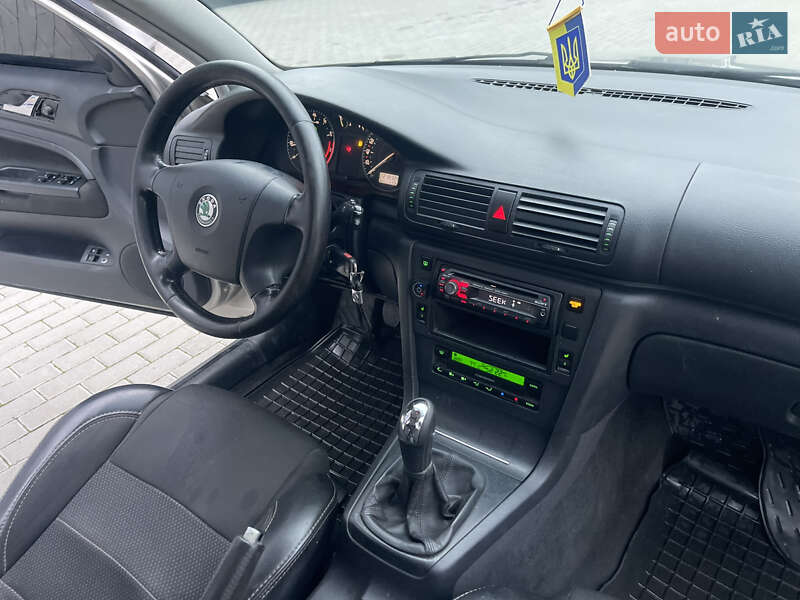 Ліфтбек Skoda Superb 2007 в Рівному