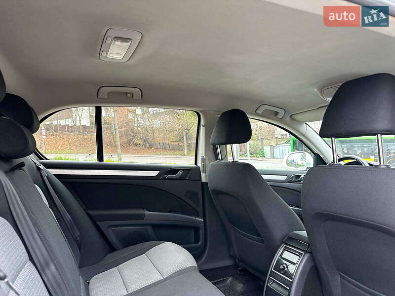 Лифтбек Skoda Superb 2012 в Виннице фото 23 Лифтбек Skoda Superb 2012 в Виннице