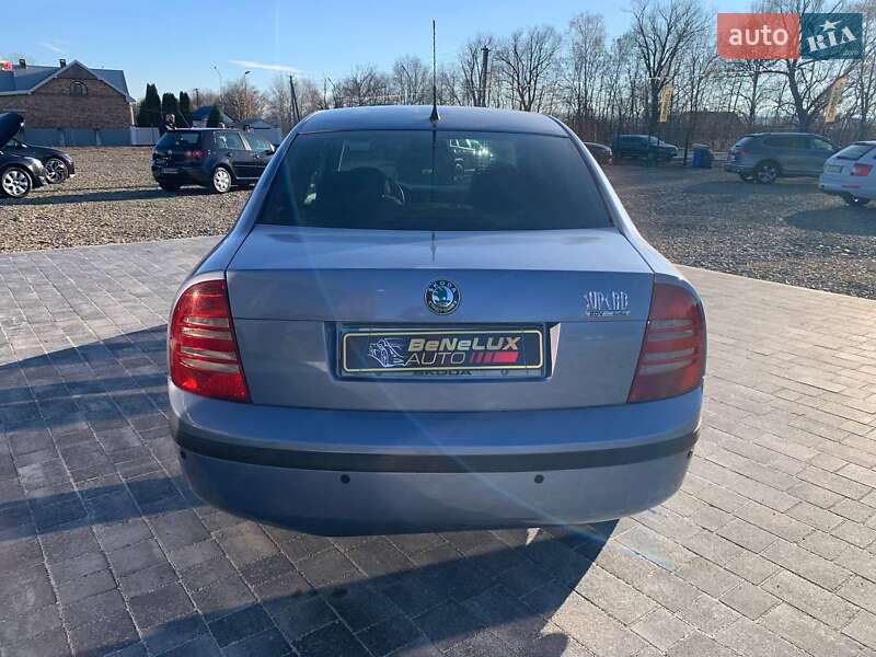 Лифтбек Skoda Superb 2005 в Коломые