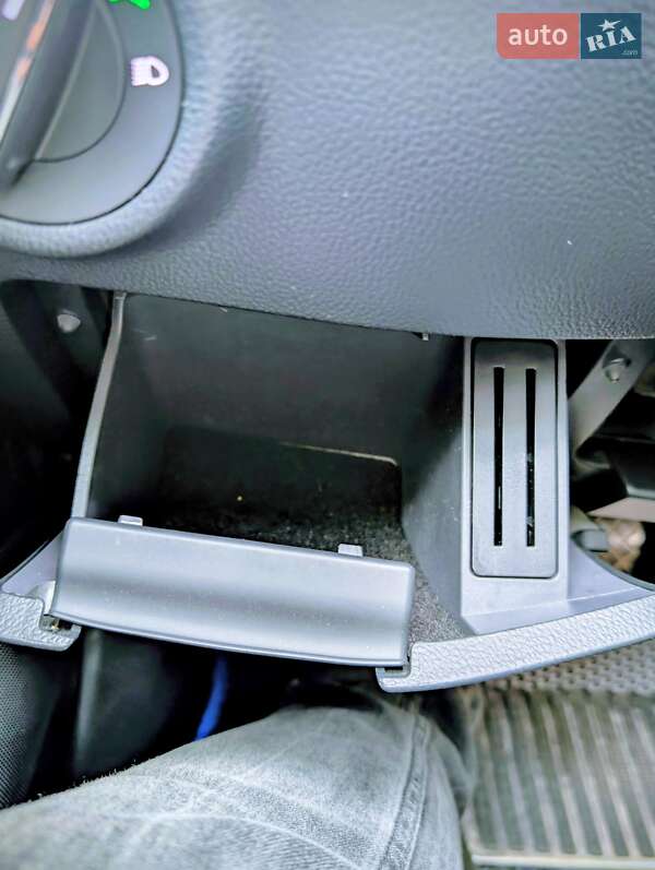 Універсал Skoda Superb 2017 в Львові фото 28 Універсал Skoda Superb 2017 в Львові