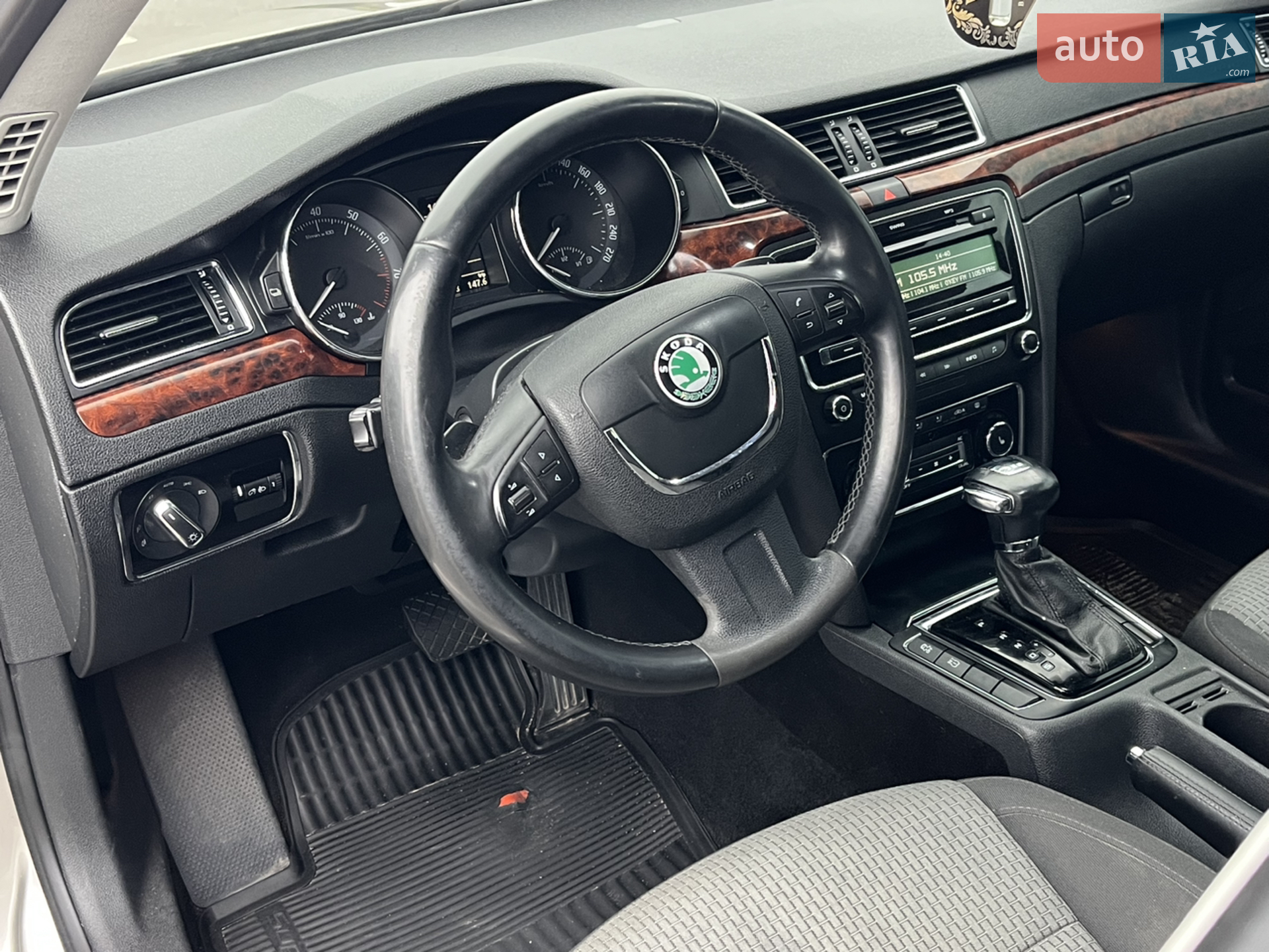 2011 Skoda Superb - мініатюра 8
