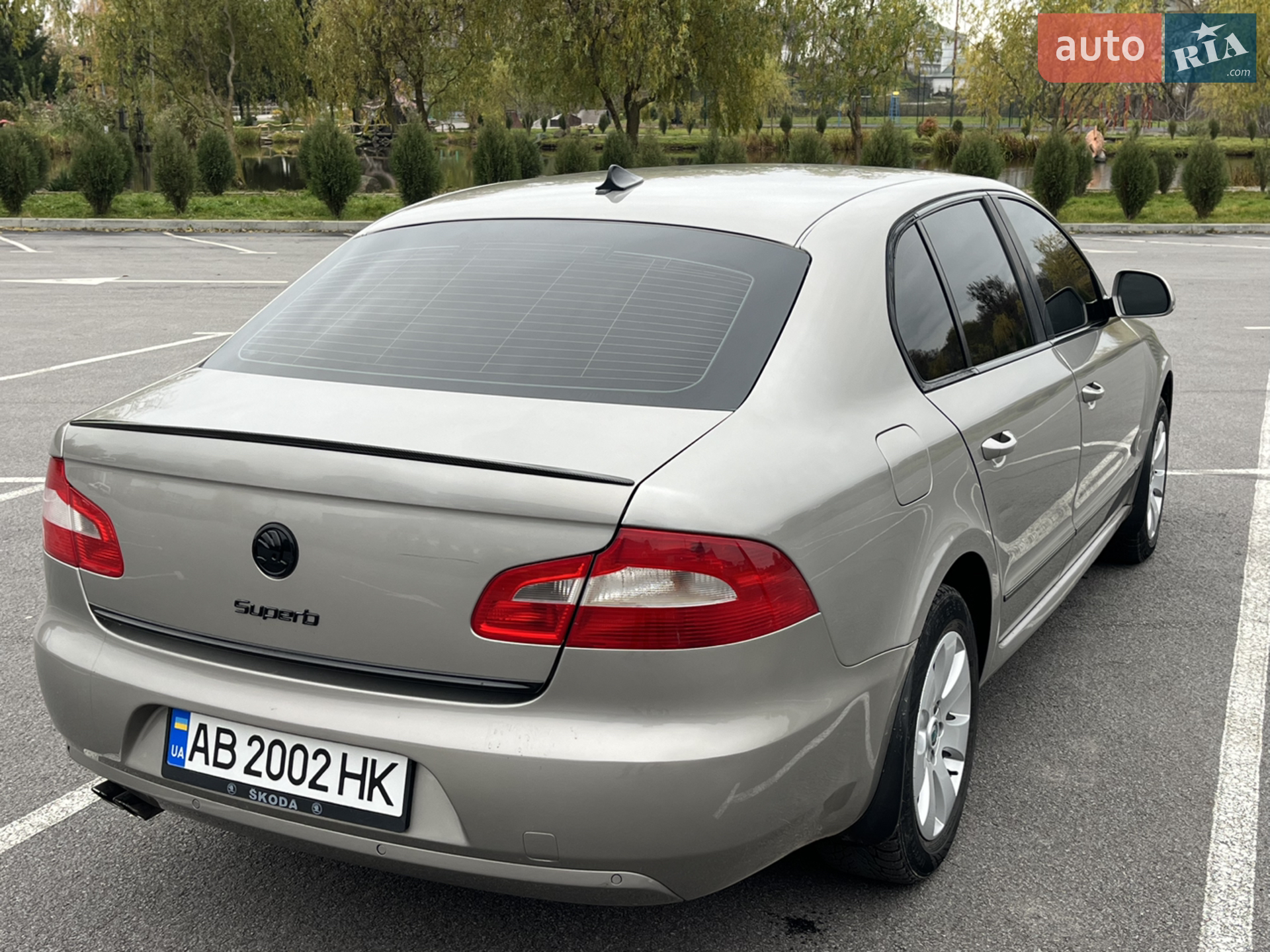 2011 Skoda Superb - мініатюра 11