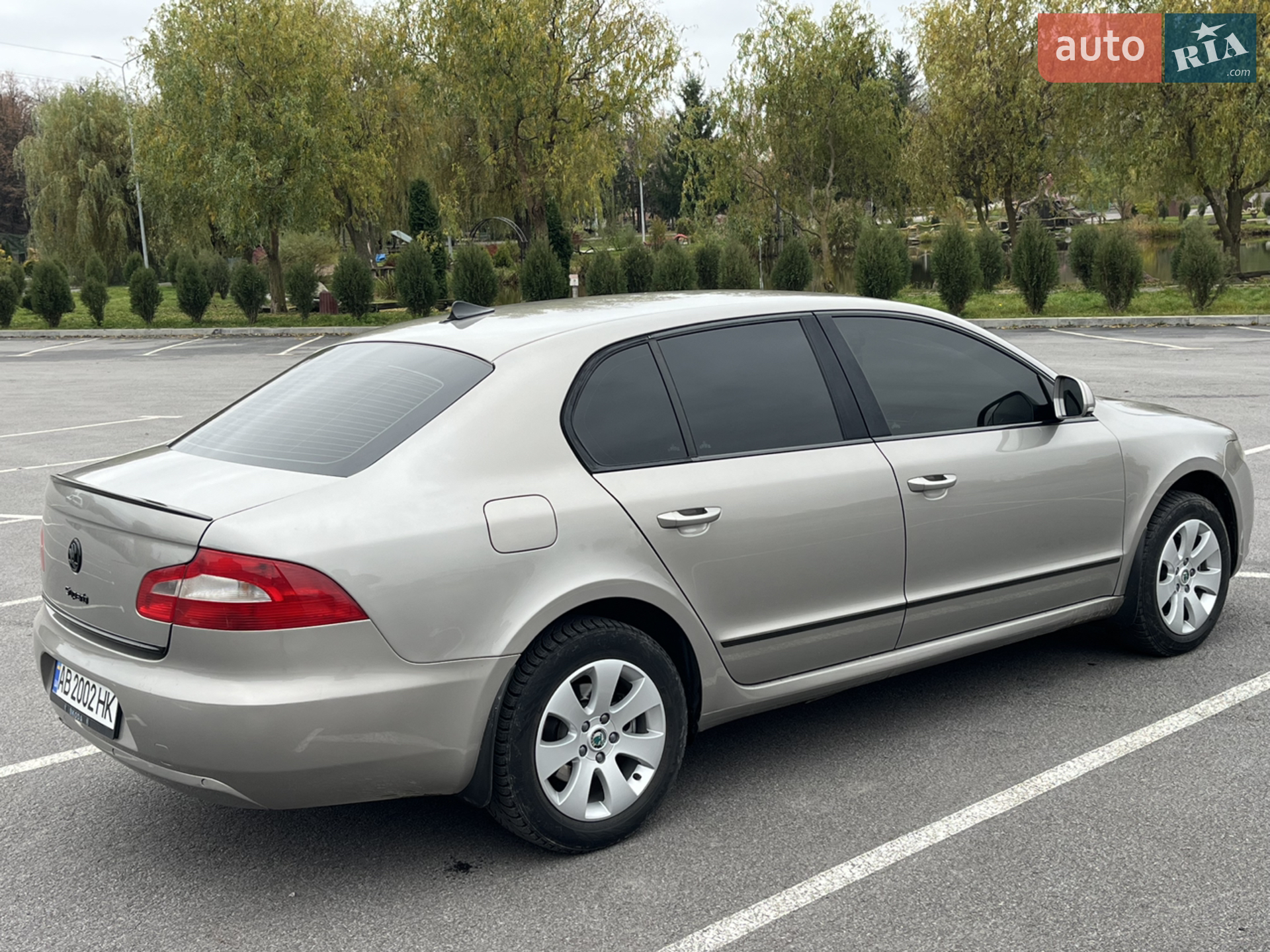 2011 Skoda Superb - мініатюра 13