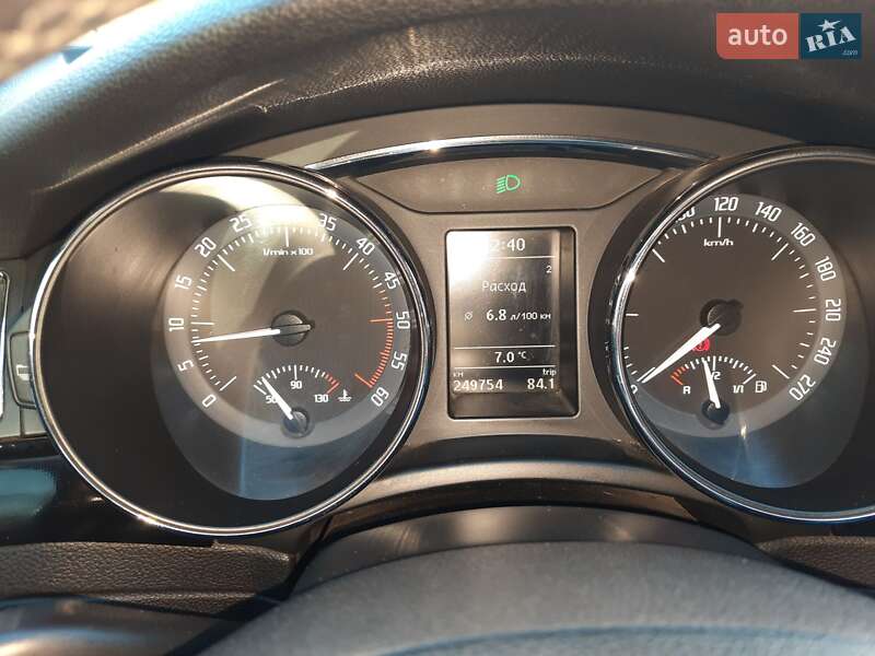 Універсал Skoda Superb 2010 в Львові фото 9 Універсал Skoda Superb 2010 в Львові