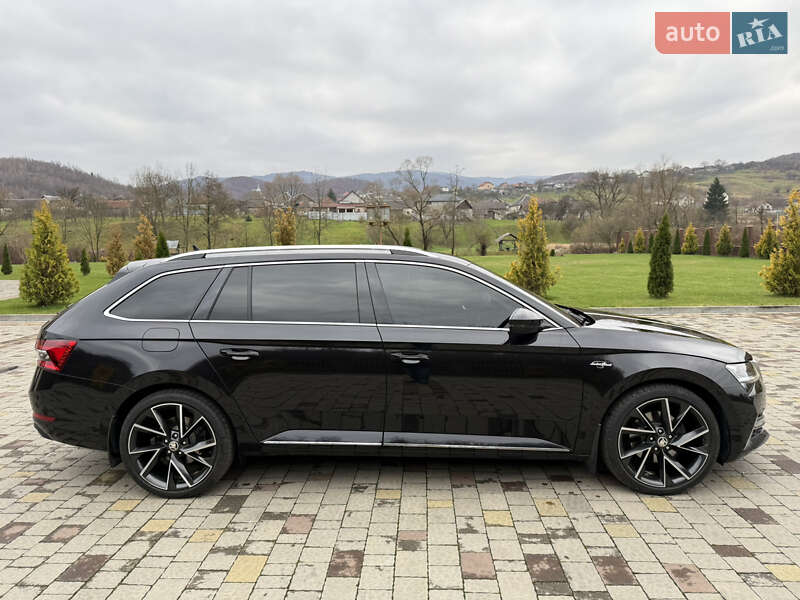 Універсал Skoda Superb 2021 в Сваляві