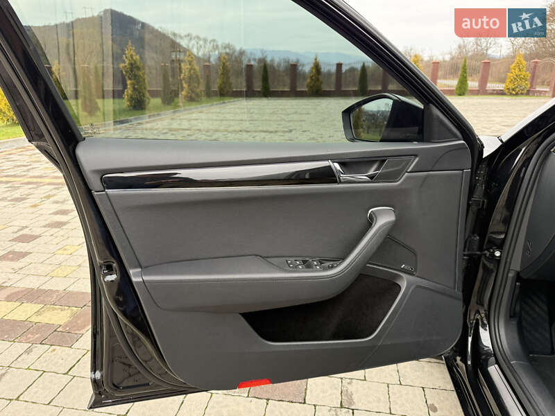 Універсал Skoda Superb 2021 в Сваляві