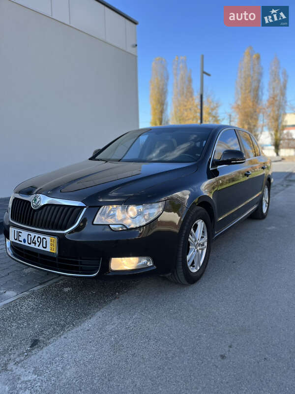 Ліфтбек Skoda Superb 2012 в Ужгороді фото Ліфтбек Skoda Superb 2012 в Ужгороді