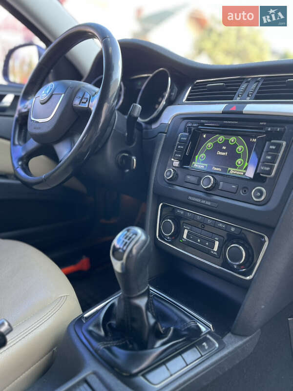 Ліфтбек Skoda Superb 2012 в Ужгороді фото 25 Ліфтбек Skoda Superb 2012 в Ужгороді