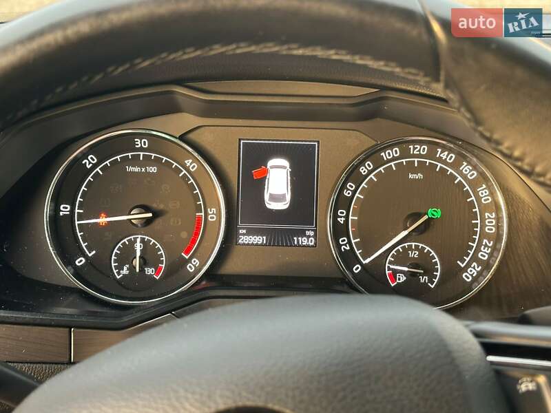 Универсал Skoda Superb 2016 в Нововолынске фото 15 Универсал Skoda Superb 2016 в Нововолынске