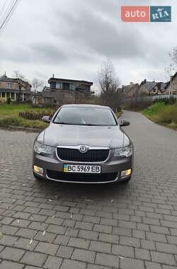 Ліфтбек Skoda Superb 2012 в Львові