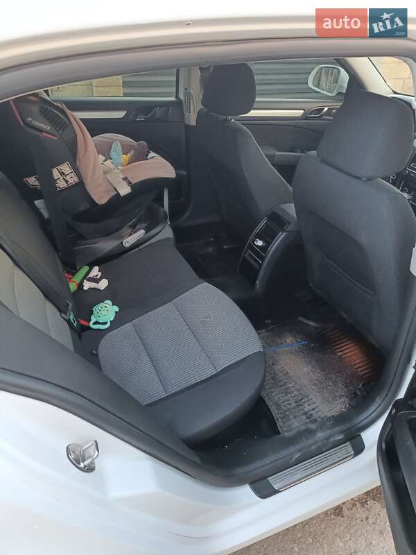 Лифтбек Skoda Superb 2010 в Одессе фото 6 Лифтбек Skoda Superb 2010 в Одессе