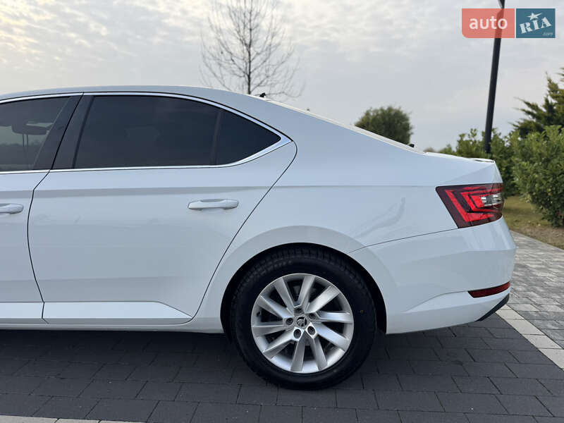 Ліфтбек Skoda Superb 2019 в Мукачевому фото 16 Ліфтбек Skoda Superb 2019 в Мукачевому
