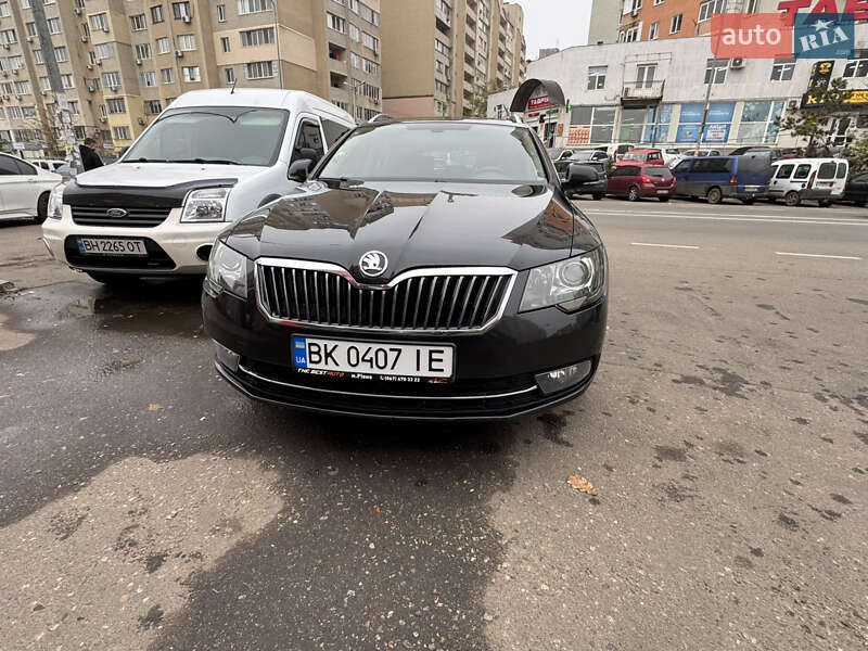 Універсал Skoda Superb 2014 в Одесі фото 2 Універсал Skoda Superb 2014 в Одесі