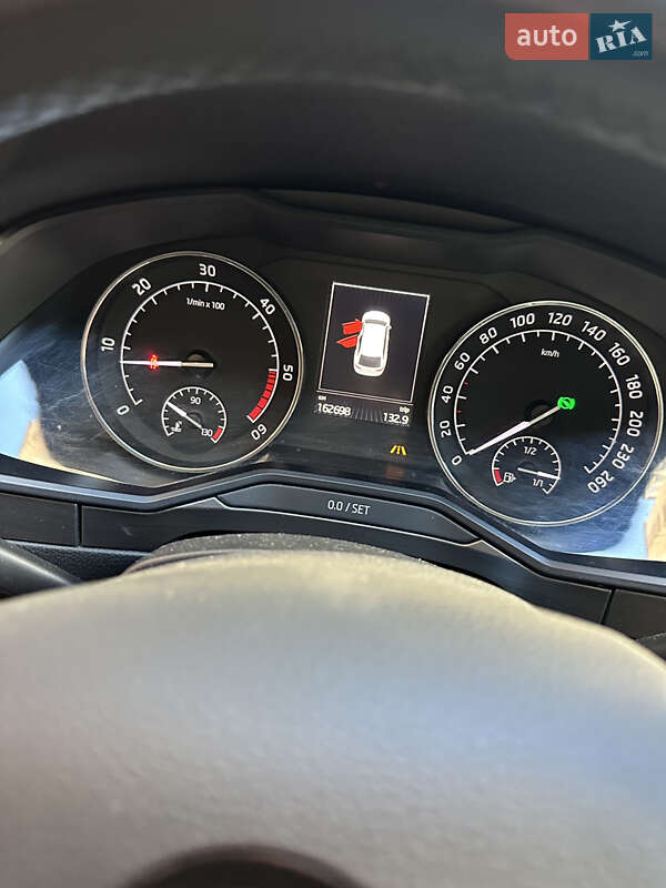 Універсал Skoda Superb 2016 в Івано-Франківську