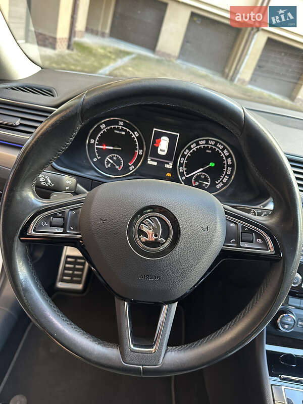 Універсал Skoda Superb 2016 в Івано-Франківську