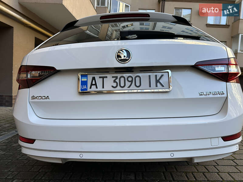 Універсал Skoda Superb 2016 в Івано-Франківську